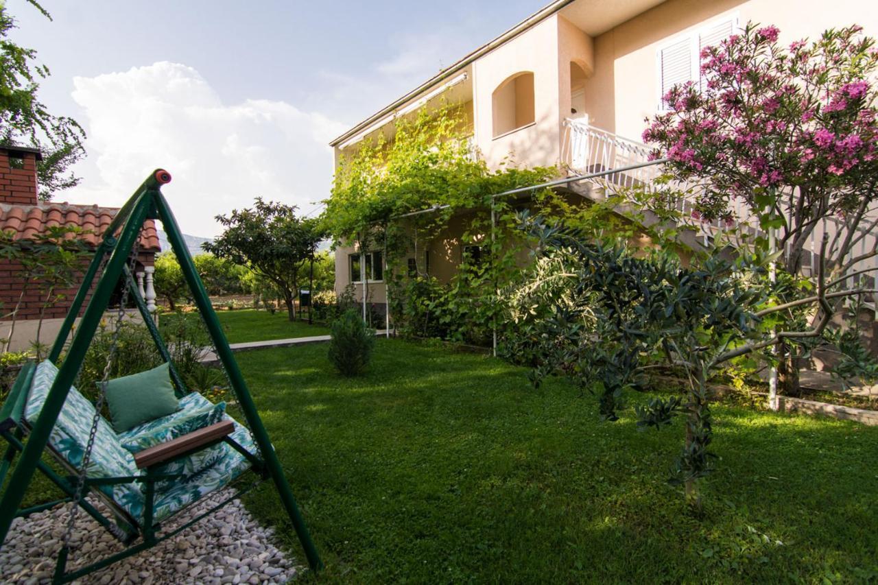 Ferienwohnung Apartman Sun Solin Exterior foto